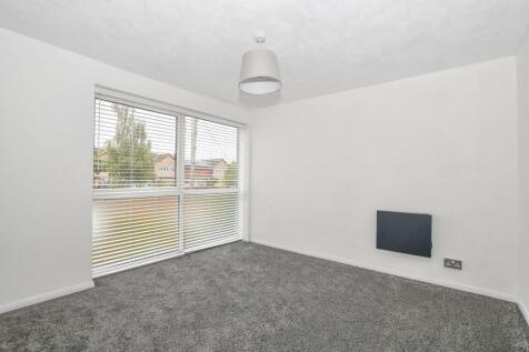 Meadow Close, London Colney, AL2 photo 5