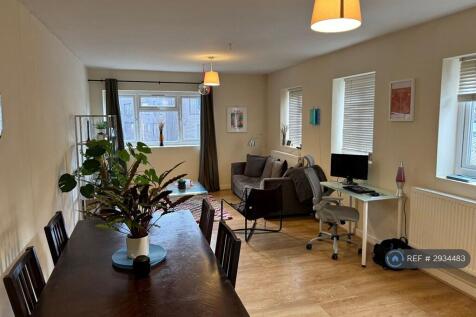 Open Plan Living Room And Kitchen 