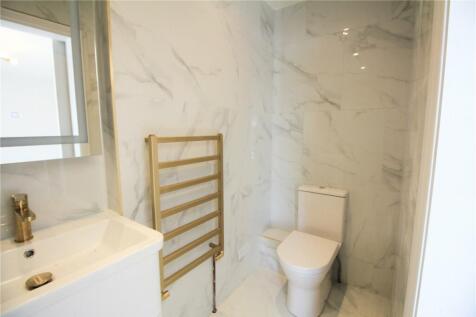 Hillcourt Road, Cheltenham, Gloucestershire, GL52 photo 4