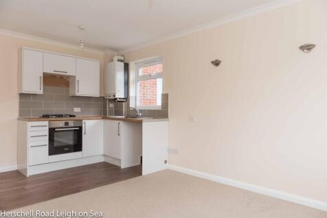 Herschell Road, Leigh on Sea photo 4