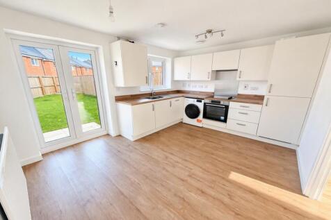 Trones Wood Lane, Widnes, WA8 5EL photo 3