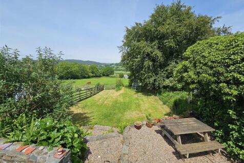 Rear Gardens.jpg