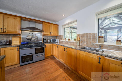 31 Campbell Avenue-2