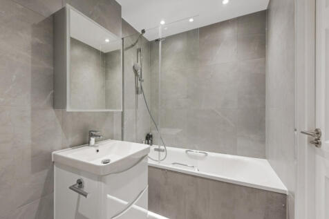 New 1-Bed Show Apartment