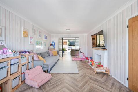 CHAPEL WAY, 102 (21).jpg