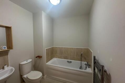 Bathroom.jpeg