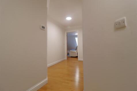 Hallway.jpg