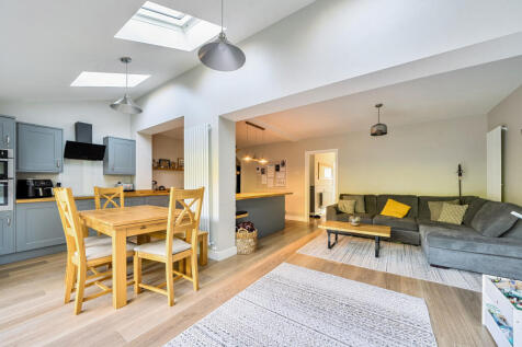 Kitchen/Family Room