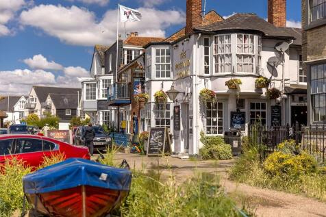 Take in the River Colne at the traditional British pub The Rose &amp; Crown, set on Wivenhoe's quayside