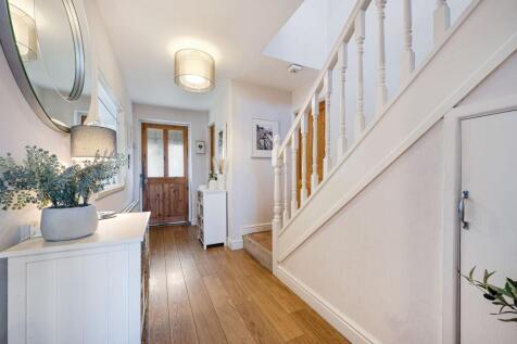 Hallway / Entrance