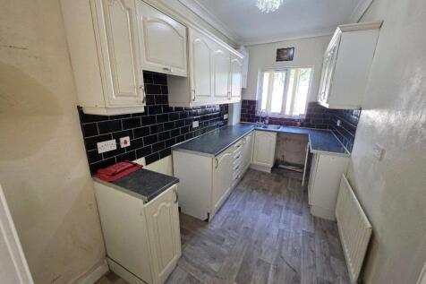 High Street, Ferryhill, West Cornforth, County Durham, DL17 photo 4