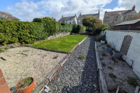 Lawned Garden