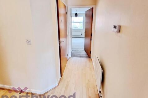 Hertford Apartments, Fearnhead, Warrington, WA2 photo 5