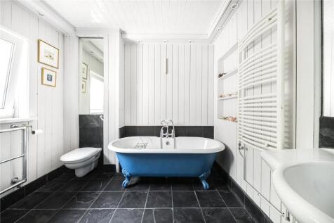 Bedroom One En Suite