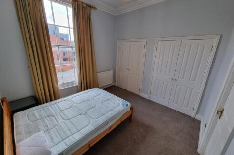 Flat 3, 3 Clarendon Square, Leamington Spa photo 4