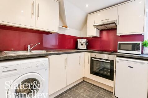 Kitchen Left