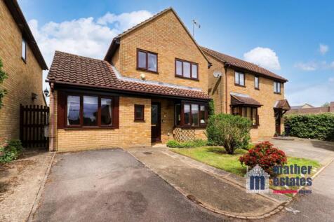 9 The Maltings, Walkern, Stevenage SG2-3.jpg