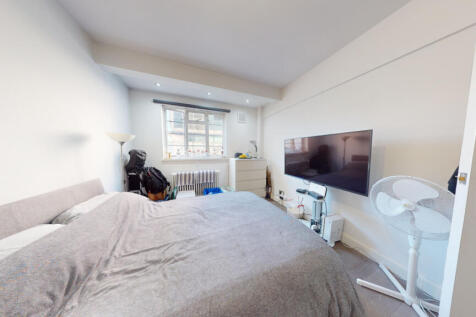 Uxbridge Road, W5 photo 3