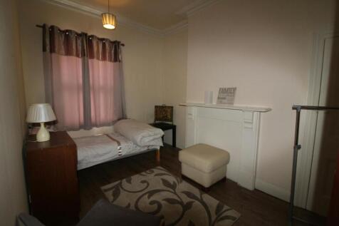 Commercial Property to rent Image 6