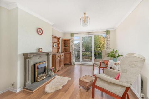 33 Mewburn Road, Banbury-5.jpg