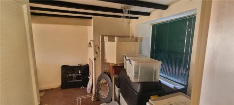 Retail Property (high street) to rent Image 6