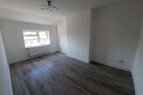 Albany Road, Earlsdon - Lounge.jpg