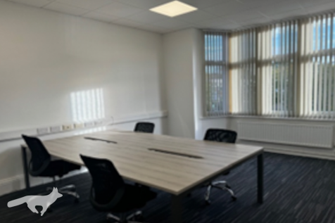 Office: > 4 desks