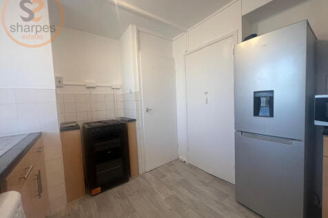 WhatsApp Image 2025-11-18 at 15.09.55 (5).jpeg