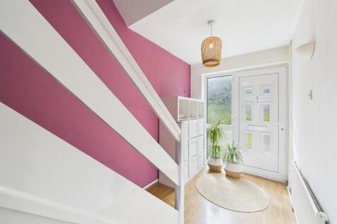 CAM02023G0-PR0170-STILL018