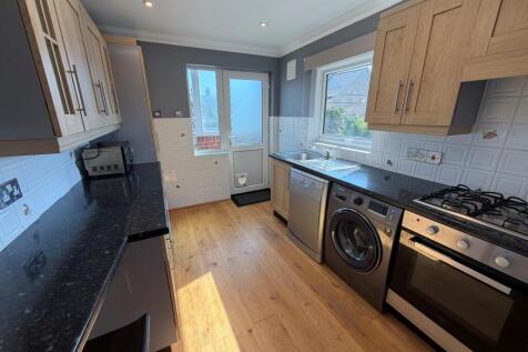 14a Kingston Rd.jpg