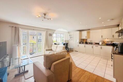 Lounge/ Kitchen
