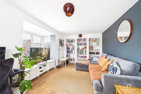 Living Room Pic 3