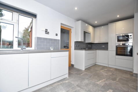 Chestnut Avenue, Wrexham photo 3