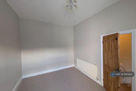 Hardcastle Road, Stockport, SK3 photo 4