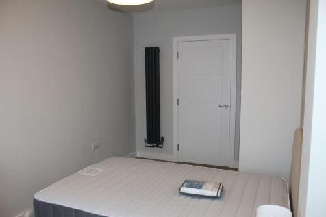  En-Suite Room- Bills Included photo 5