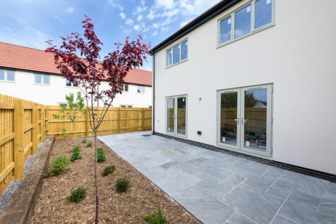 Garden Example (2 Beds)
