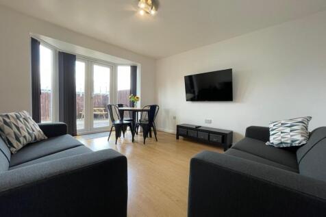 4-bed house on Goods Yard Close, Loughborough, £2,253/mo