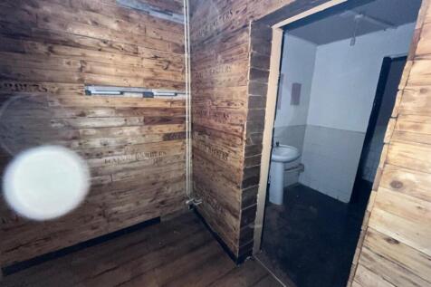 WhatsApp Image 2025-10-22 at 09.03.38_0ce53ed9.jpg