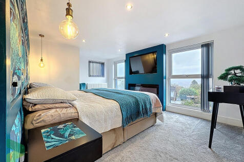 MAIN BEDROOM 2ND ...