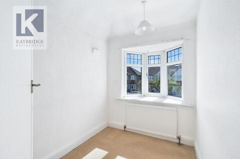 River Way, Epsom - KT19 0HQ