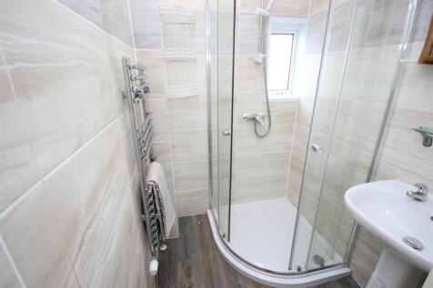 Shower Room.JPG