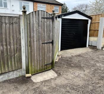 Garage &amp; Garage