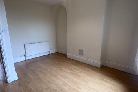 24 Kings Road, Doncaster,  photo 3