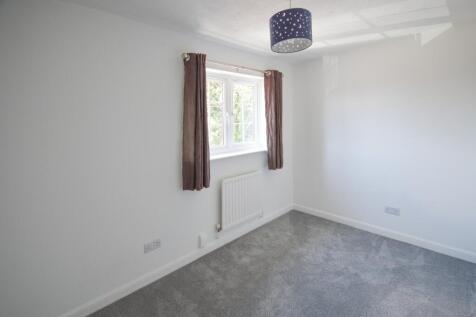 Bentley Drive, Church Langley, Harlow, CM17 photo 4