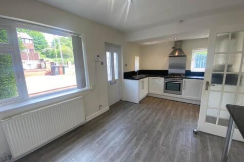 Sunnyside Road, Bramley,  photo 5