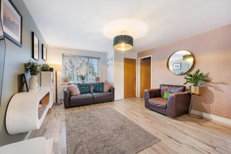 174 Whittingham Drive HDR-26.jpg