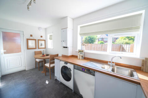 Coniston Drive, Bury photo 4