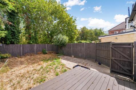 WILLOW GARDENS, 13.jpg