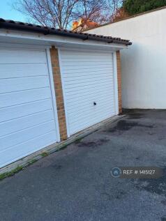 Singular Garage 