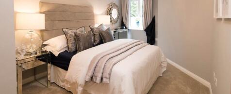 Show Apartment Bedroom